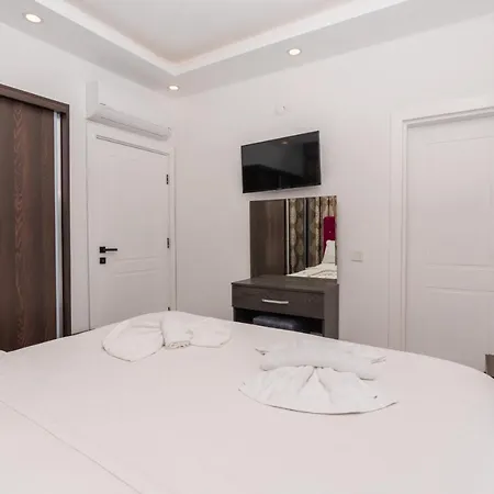 Aparthotel Tayla